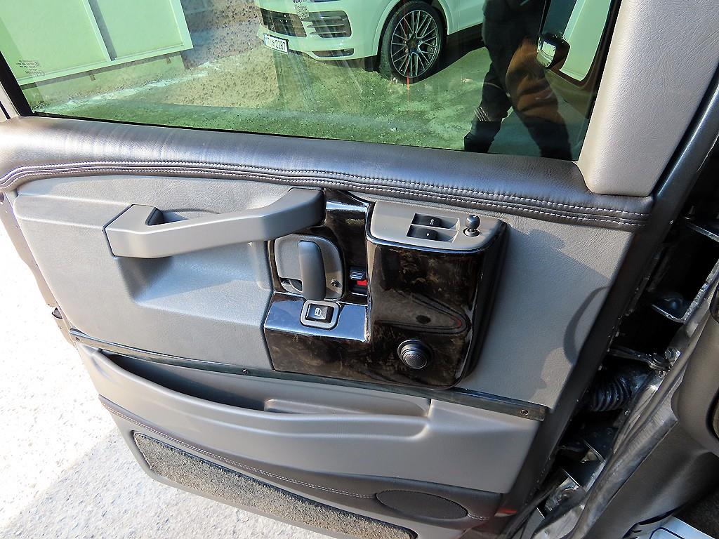 Chevrolet Express van - Vista 12