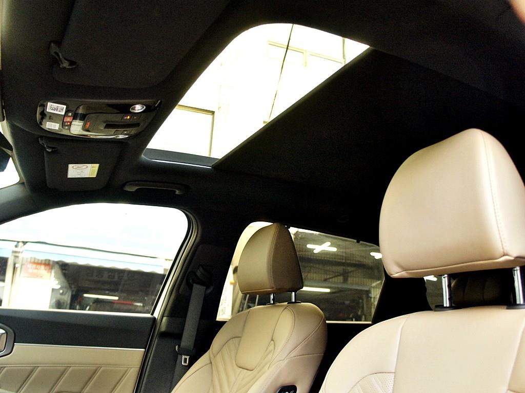 KIA Sorento 2024 Blanco - Importación desde Corea - HF Imports Iquique - Foto 12