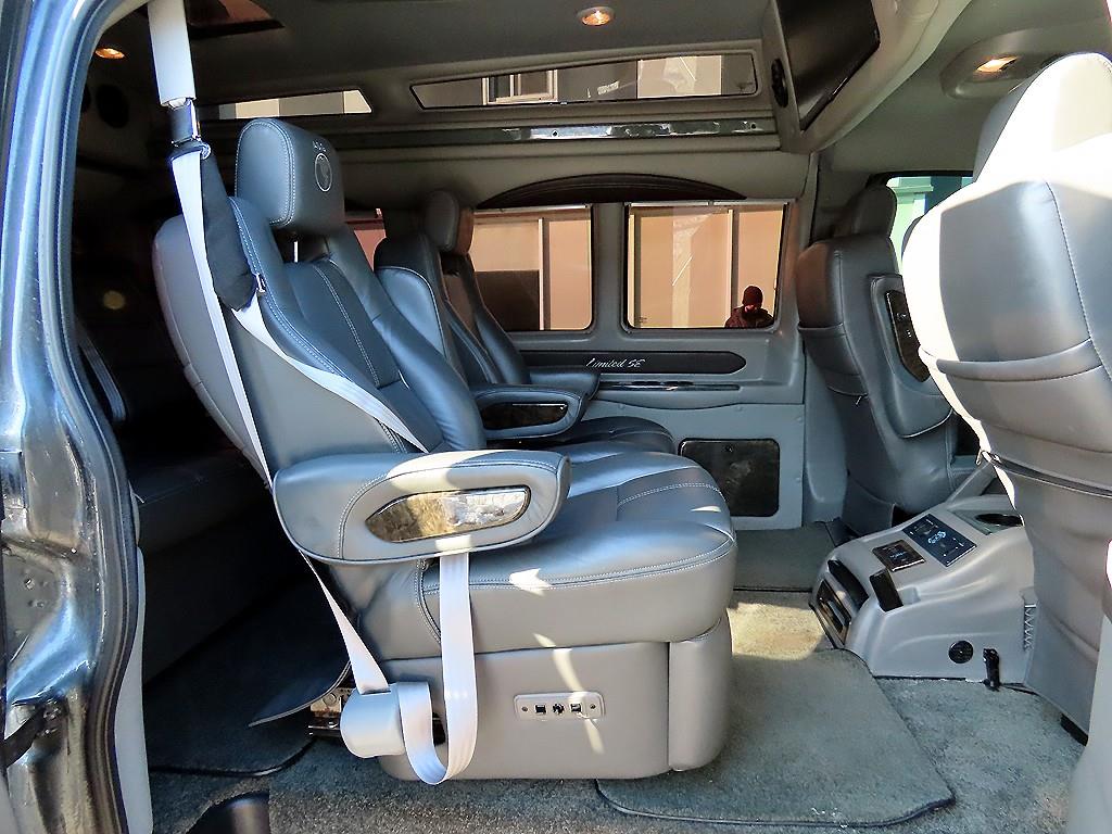 Chevrolet Express van - Vista 6