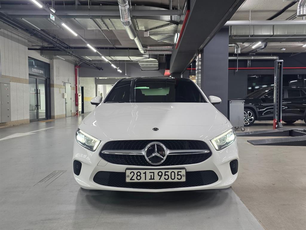 Mercedes Benz A Class 2020 Blanco - Importación desde Corea - HF Imports Iquique - Foto 1