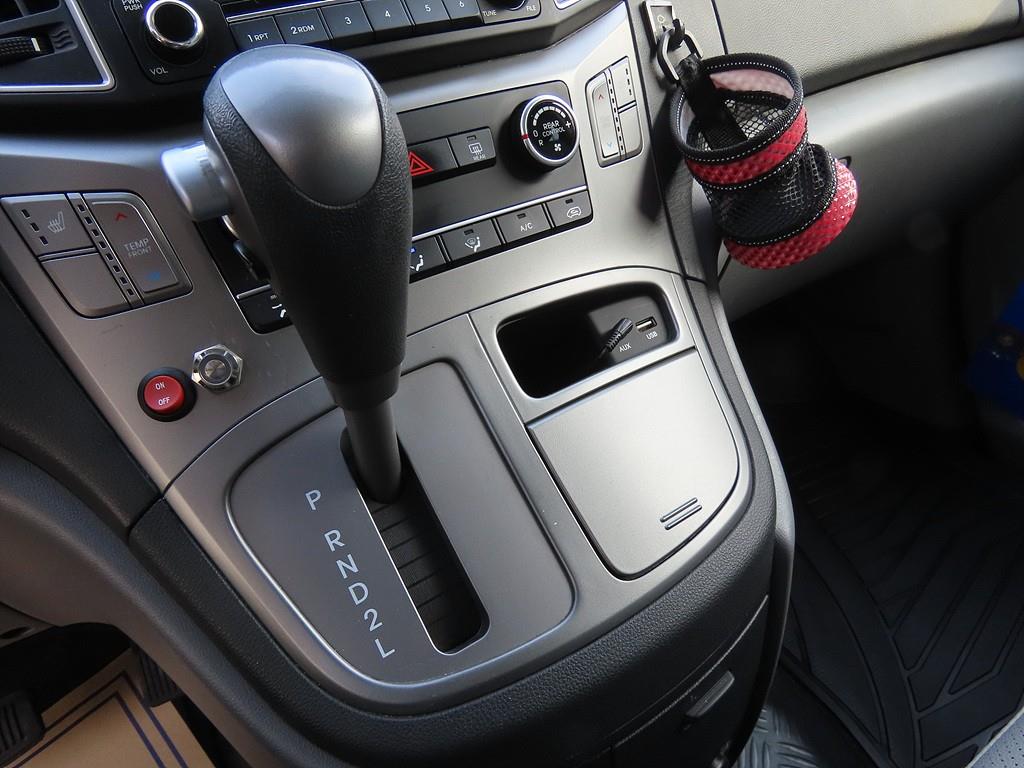 HYUNDAI Starex 2019 Amarillo - Importación desde Corea - HF Imports Iquique - Foto 13