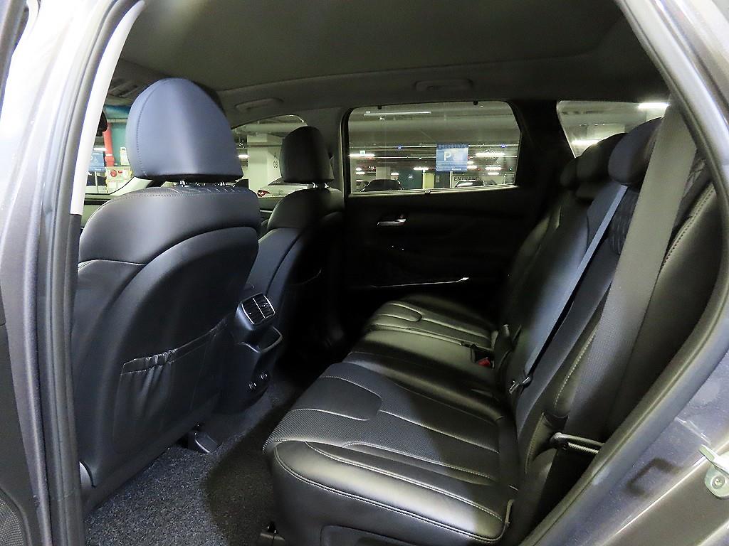 HYUNDAI Santa Fe - Vista 7