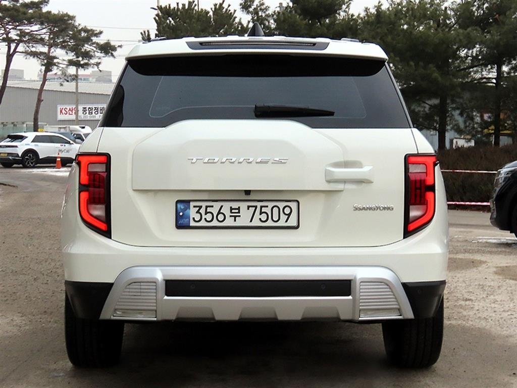 Ssangyong Torres - Vista 4