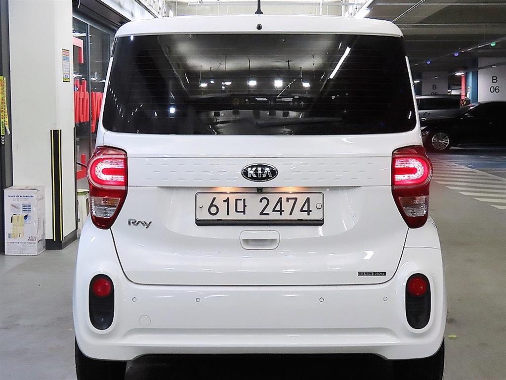 KIA Ray - Vista 5