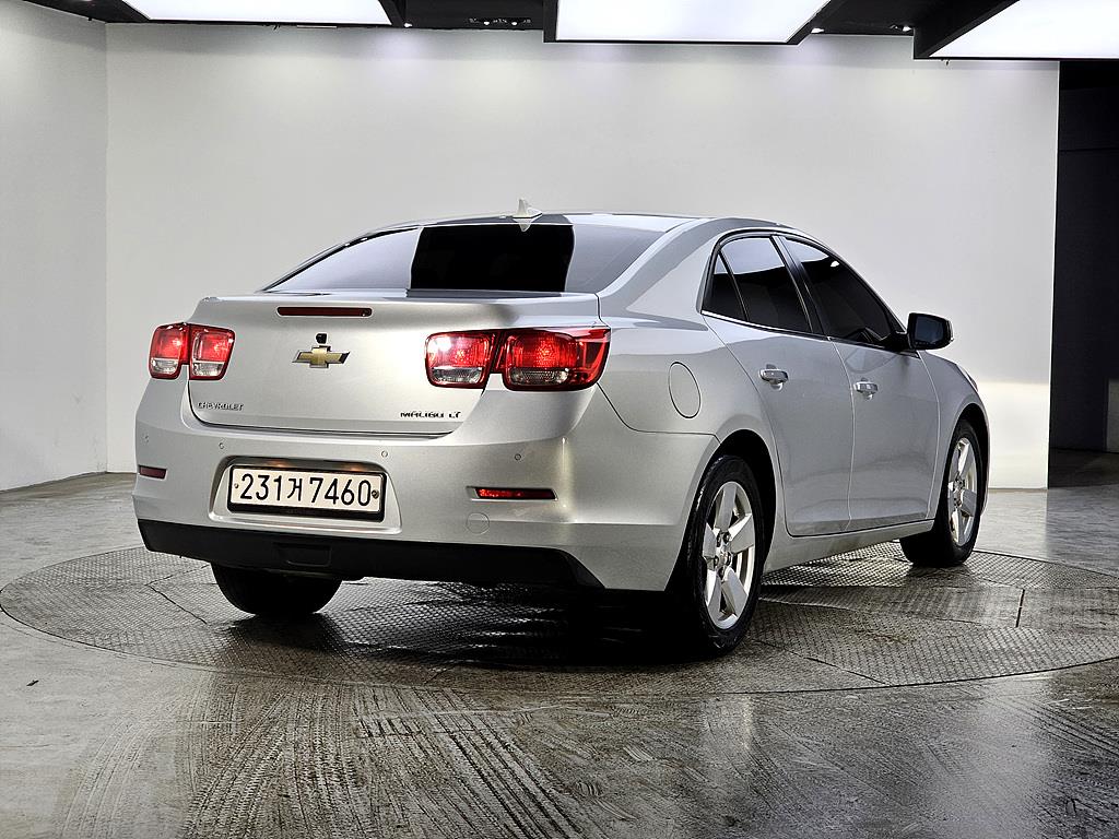 Chevrolet Malibu - Vista 4