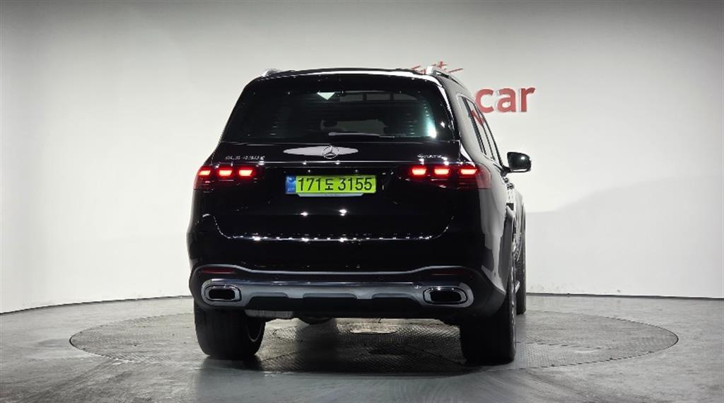 Mercedes Benz GLS Class - Vista 4