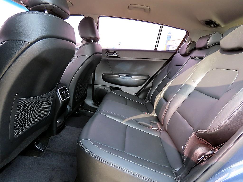 KIA Sportage - Vista 6