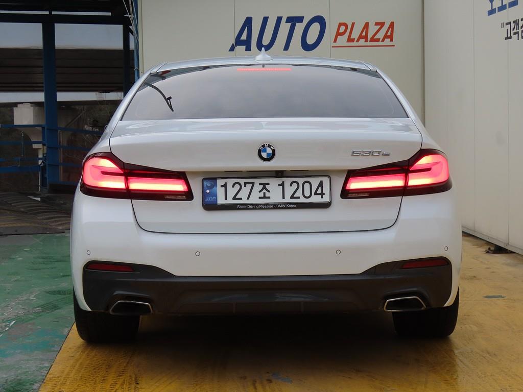 BMW 5 Series - Vista 4