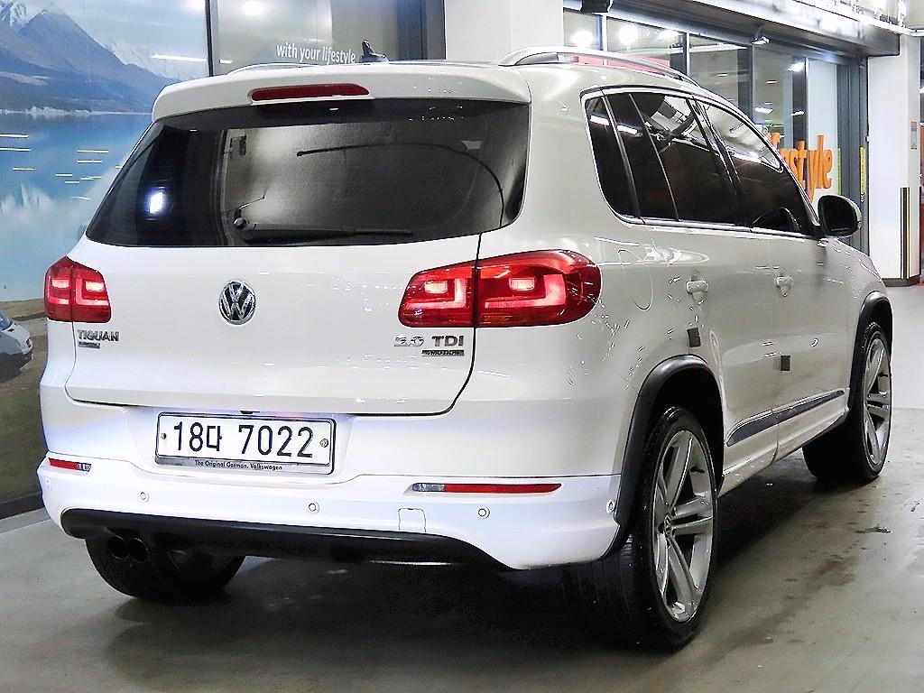Volkswagen Tiguan - Vista 4