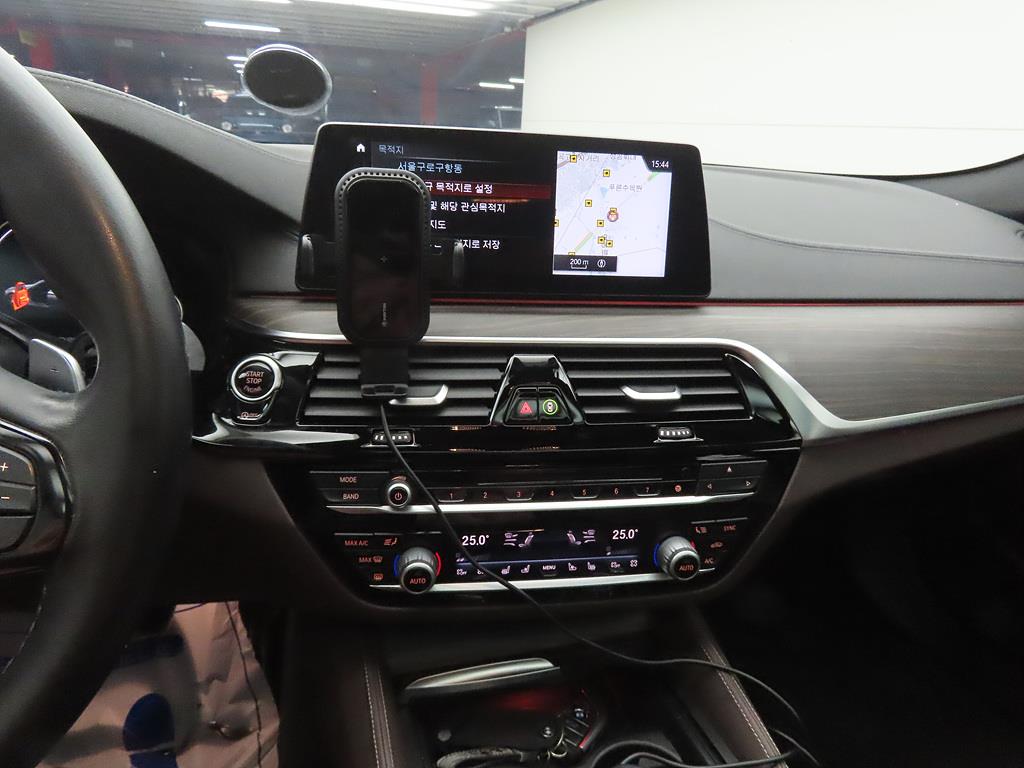 BMW 5 Series - Vista 10