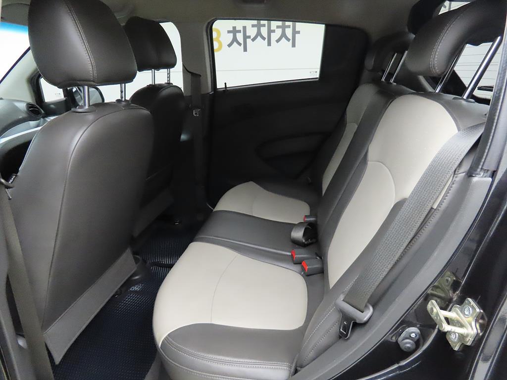 Chevrolet Spark - Vista 8