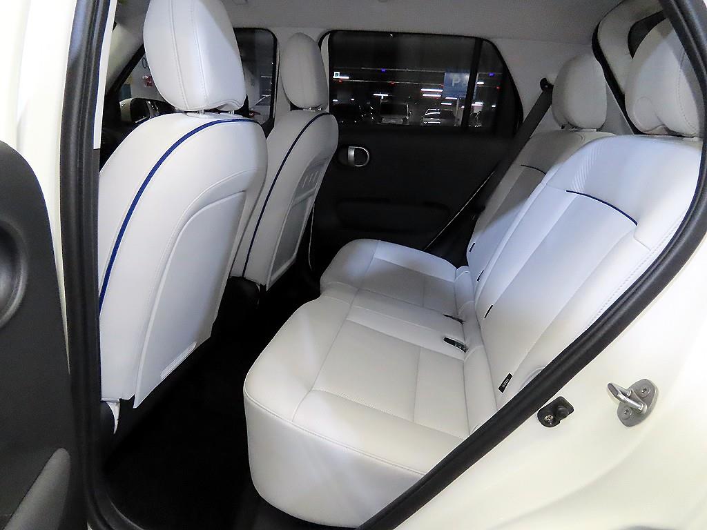 HYUNDAI Casper - Vista 7