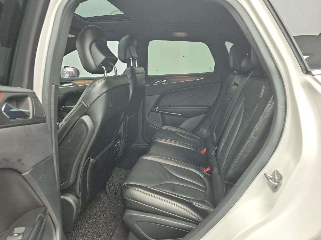 Lincoln MKC - Vista 12