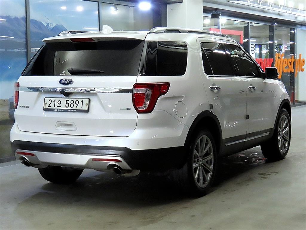 Ford Explorer - Vista 4