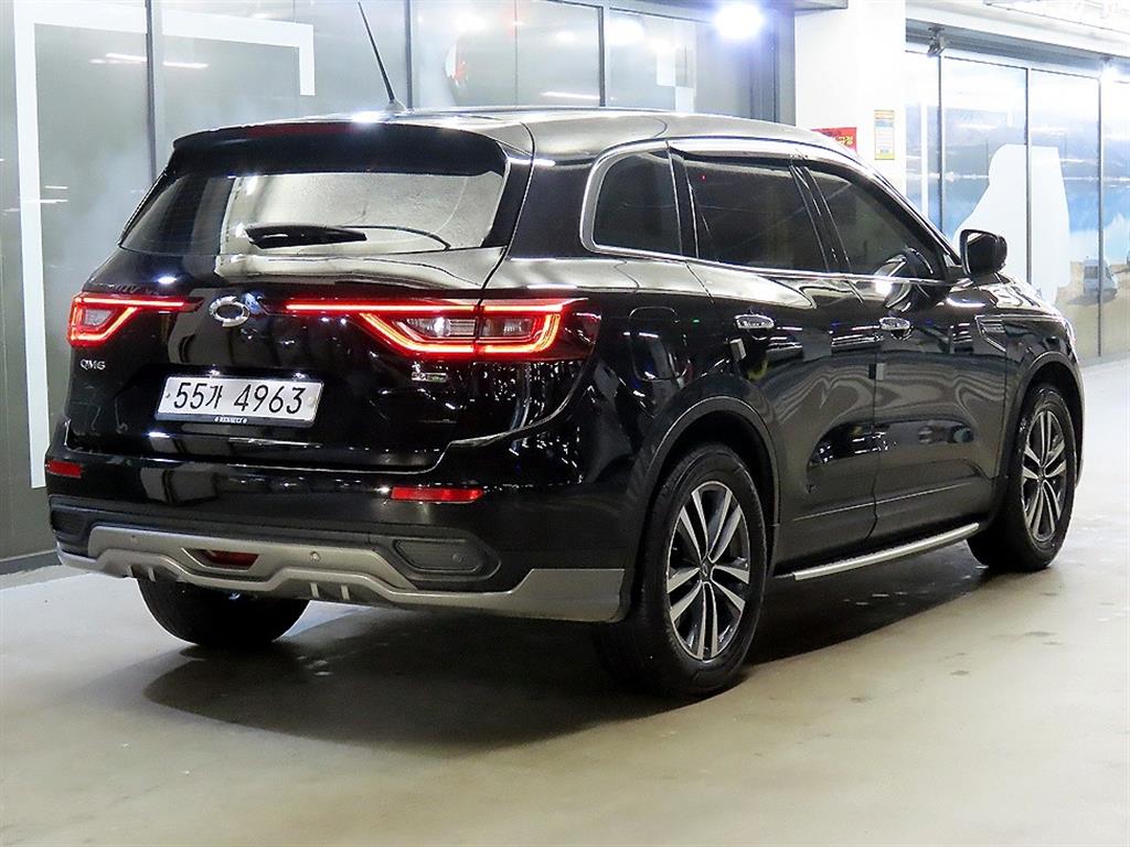 SAMSUNG QM6 - Vista 4