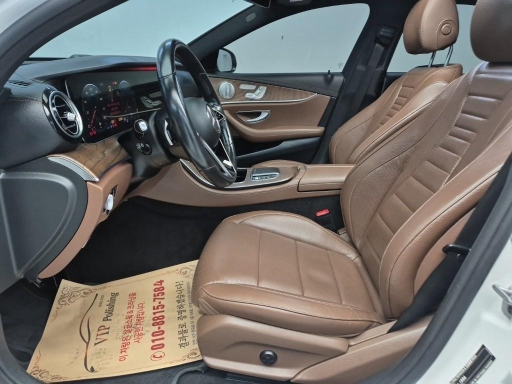 Mercedes Benz E class - Vista 10