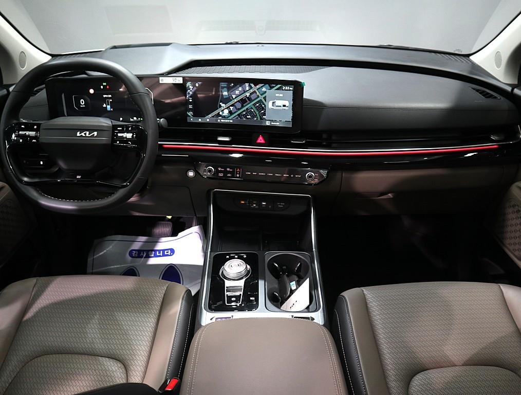 KIA Carnival - Vista 5