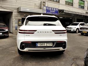 Genesis GV70 - Vista 8