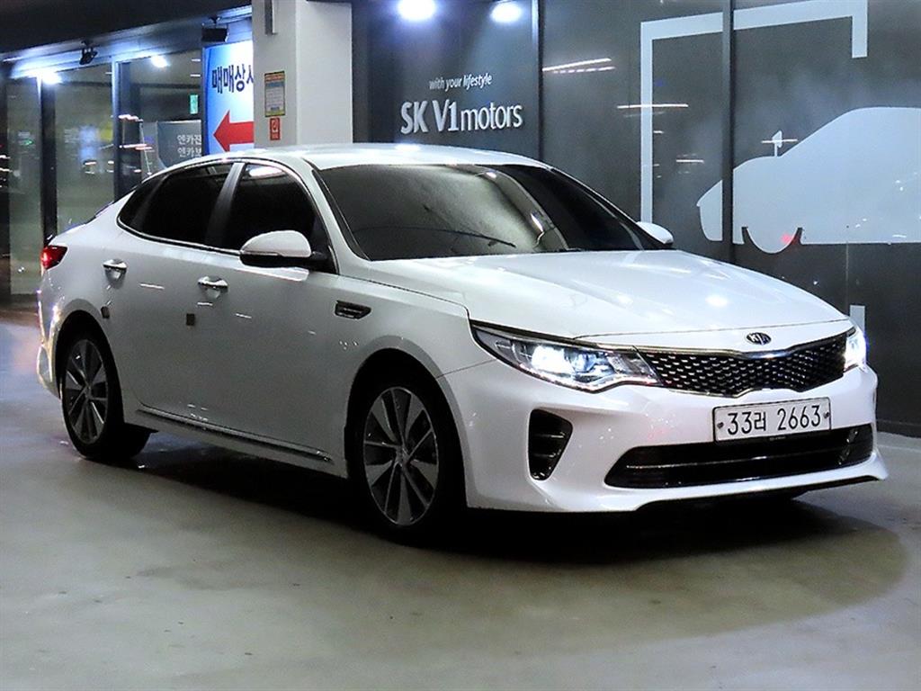 KIA K5 2018 Blanco - Importación desde Corea - HF Imports Iquique - Foto 1