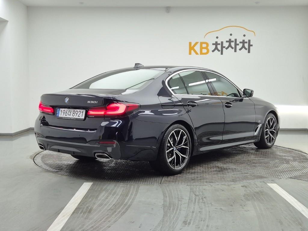 BMW 5 Series - Vista 4