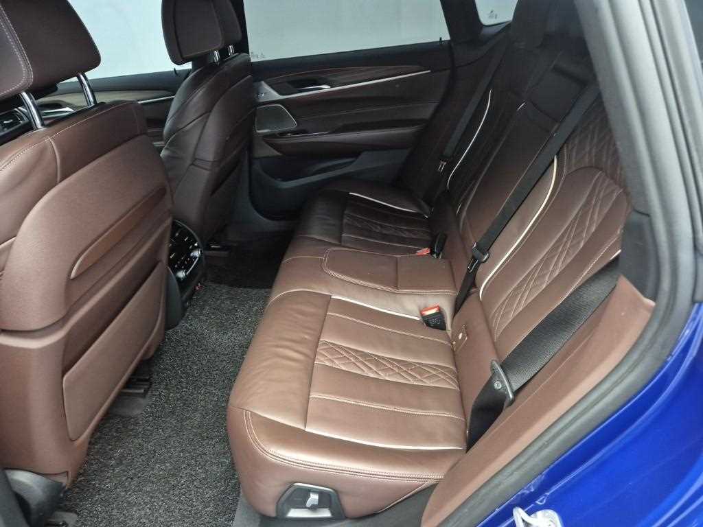 BMW Gran Turismo - Vista 12