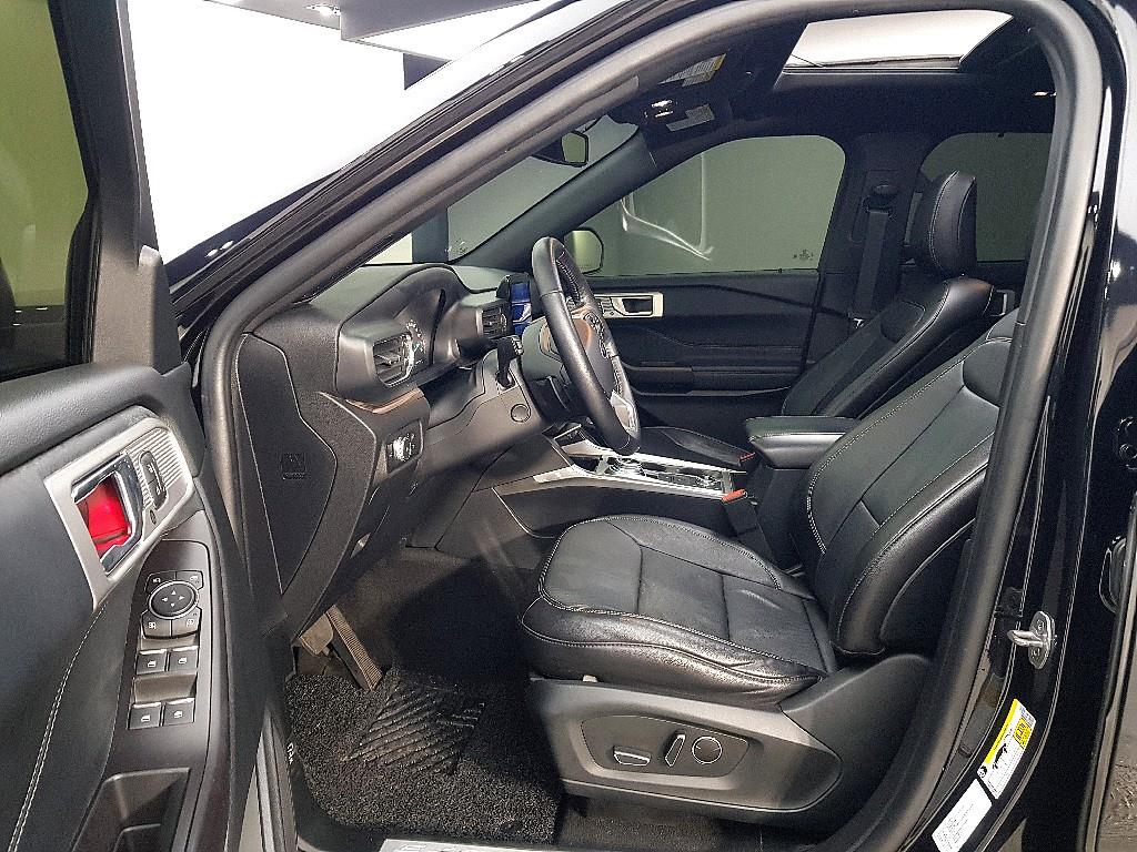 Ford Explorer - Vista 8