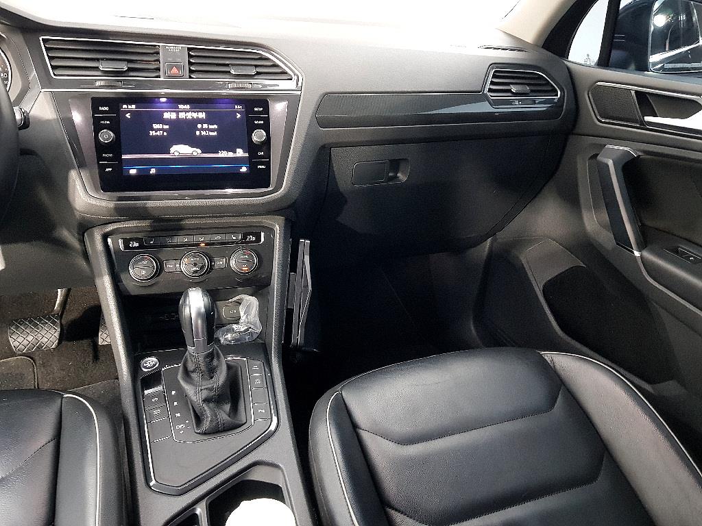 Volkswagen Tiguan - Vista 10