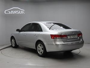 HYUNDAI Sonata - Vista 6