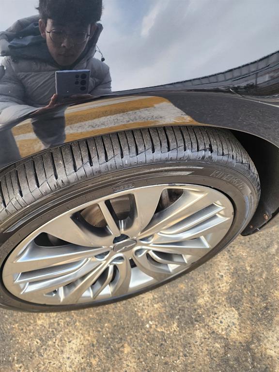 HYUNDAI Genesis - Vista 11