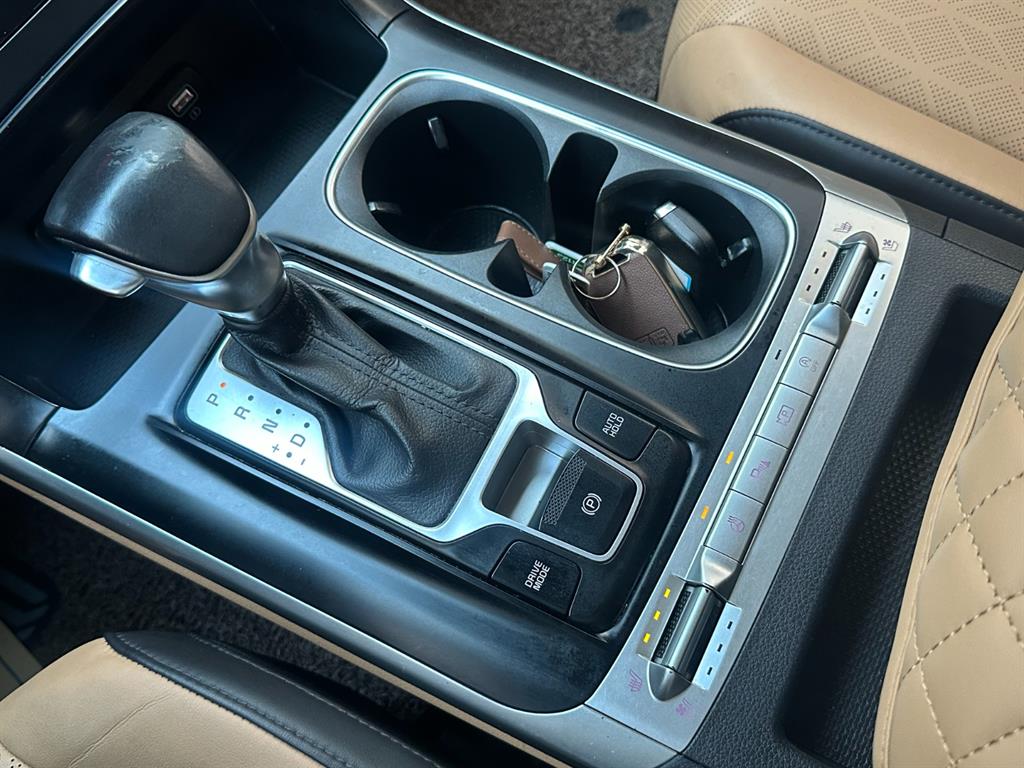 KIA Carnival 2021 Negro - Importación desde Corea - HF Imports Iquique - Foto 13