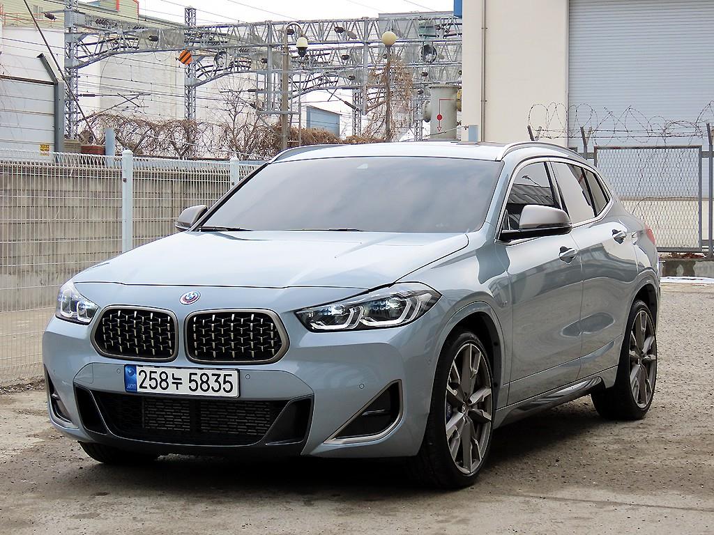 BMW X2 - Vista 2