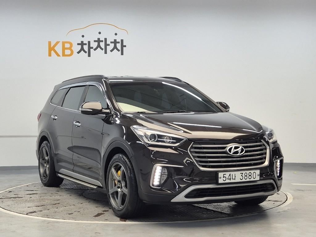 HYUNDAI Maxcruz - Vista 3