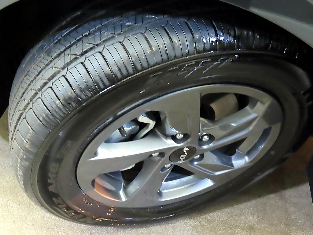 KIA K5 2026 Gris - Importación desde Corea - HF Imports Iquique - Foto 19