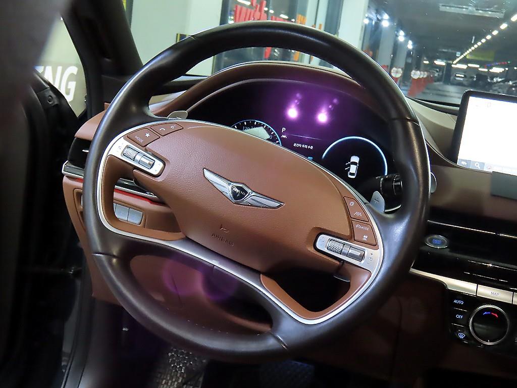 Genesis G80 - Vista 8