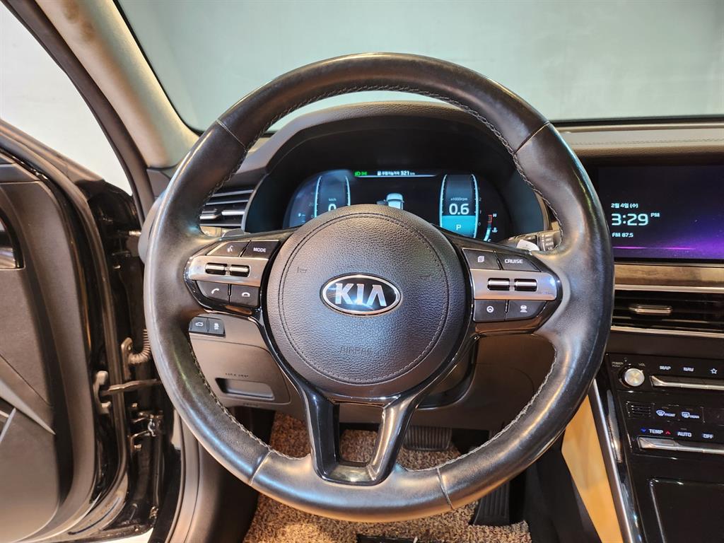 KIA K7 - Vista 8