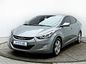HYUNDAI Avante - Vista 4