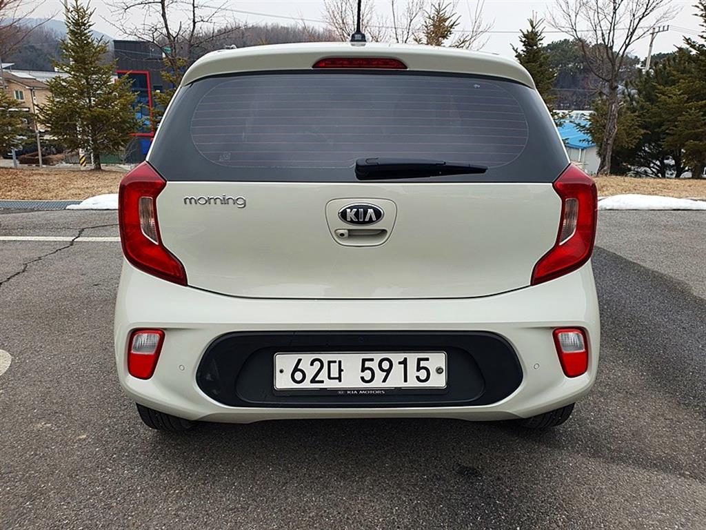 KIA Morning - Vista 5