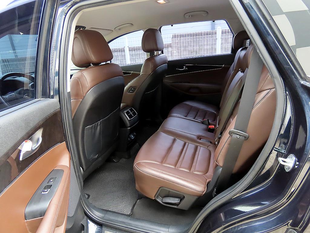 KIA Sorento - Vista 6