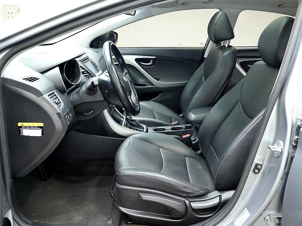 HYUNDAI Avante 2015 Gris - Importación desde Corea - HF Imports Iquique - Foto 11