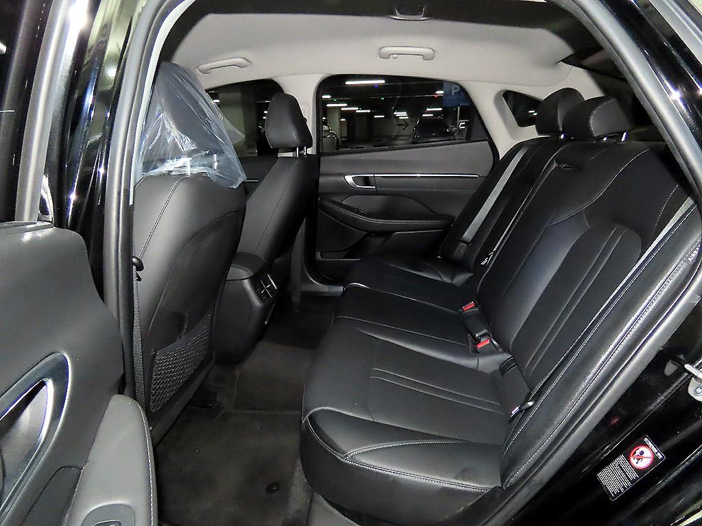 HYUNDAI Sonata - Vista 7