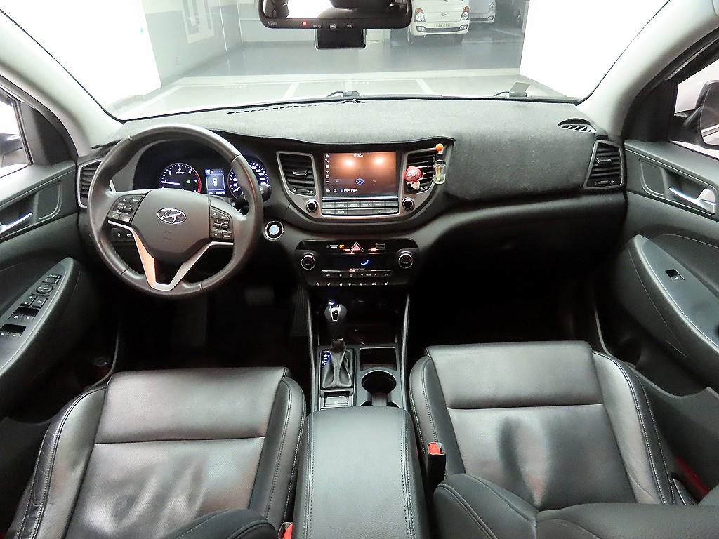 HYUNDAI Tucson - Vista 8