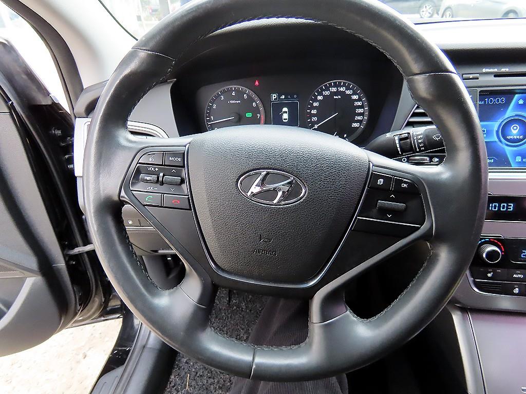 HYUNDAI Sonata - Vista 8
