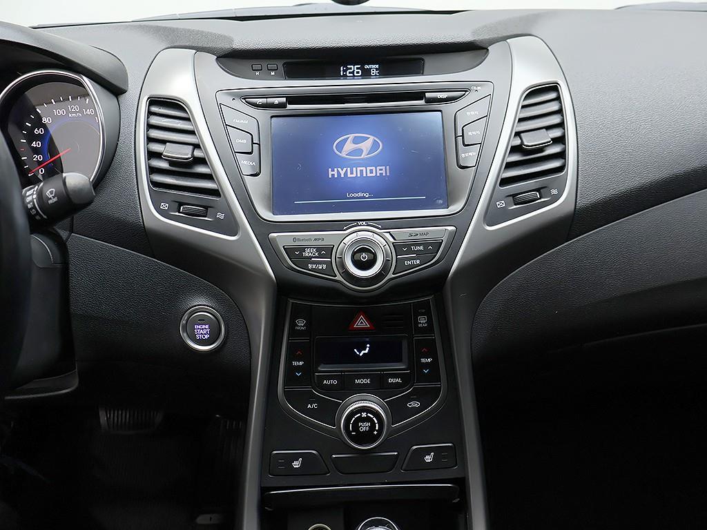 HYUNDAI Avante 2015 Gris - Importación desde Corea - HF Imports Iquique - Foto 9