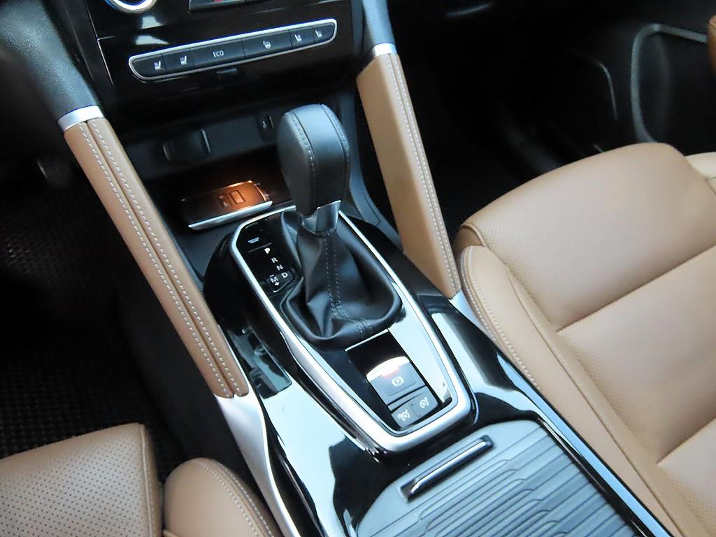 SAMSUNG QM6 - Vista 10