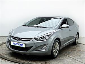 HYUNDAI Avante - Vista 2