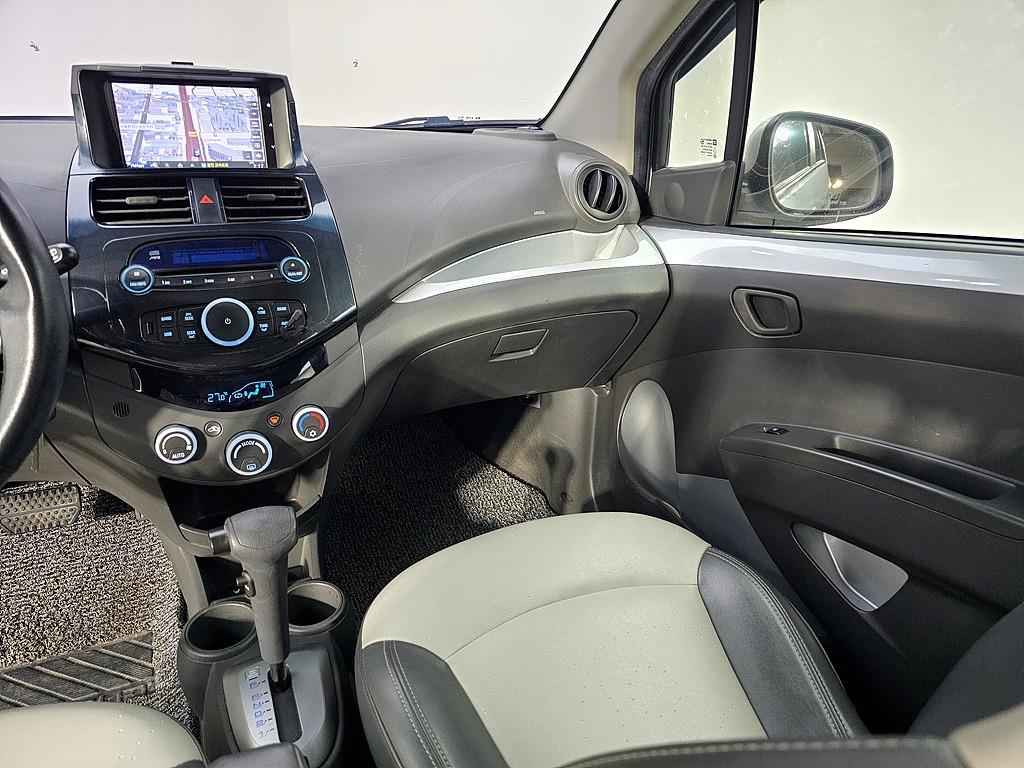 Chevrolet Spark - Vista 10