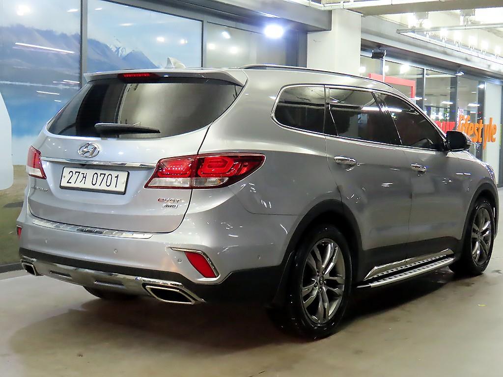 HYUNDAI Maxcruz - Vista 4