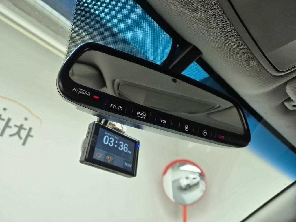 HYUNDAI Santa Fe 2013 Blanco - Importación desde Corea - HF Imports Iquique - Foto 16