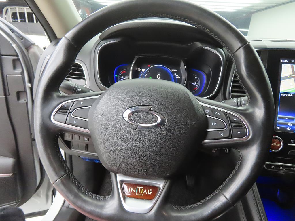 SAMSUNG QM6 - Vista 8