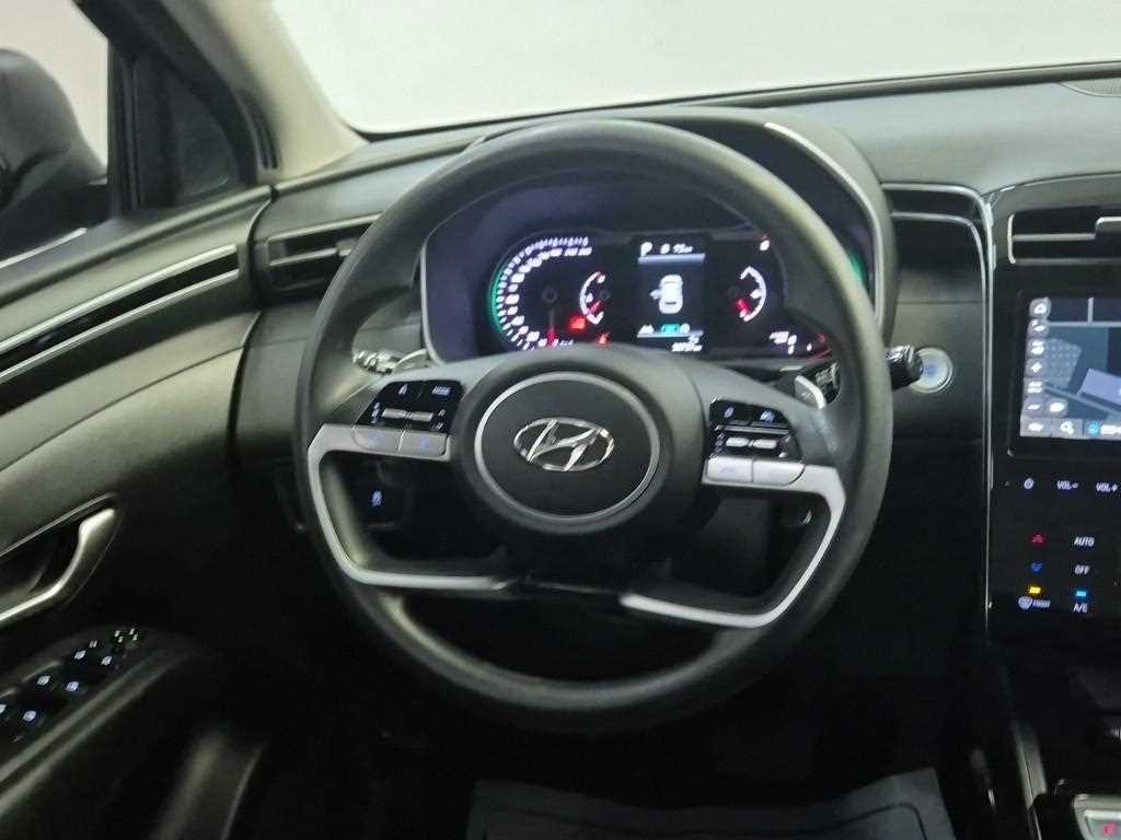 HYUNDAI Tucson - Vista 9
